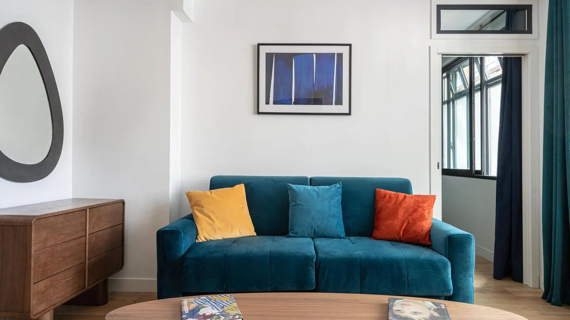 Grand Appartement Climatise 2Br Avec Terrasse Paris Apartment